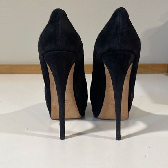 Giuseppe Zanotti Black Suede Pumps Size 38.5 - Picture 5 of 9